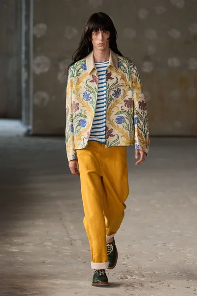 Look 46